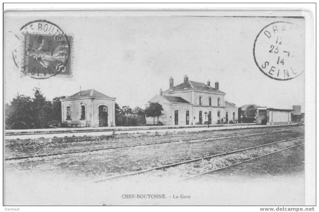 79 // DEUX SEVRES / CHEF BOUTONNE / La Gare, Vue Intérieure / # - Chef Boutonne