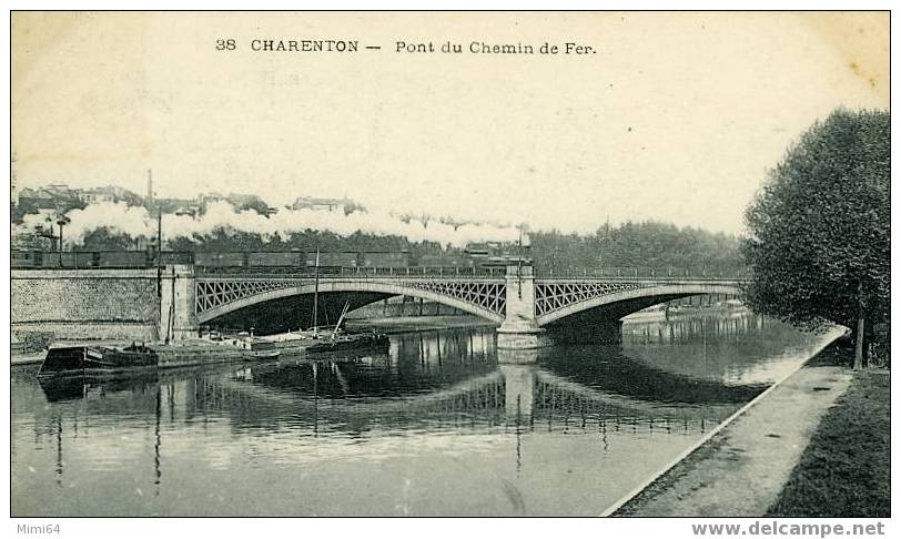 D. 94. CHARENTON-  PONT DU CHEMIN DE FER,  PENICHE - Charenton Le Pont