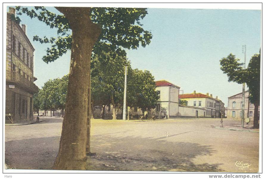 CASTESARRAZIN - Place Omer Sarraut - Collège Des Garçons (329) - Castelsarrasin