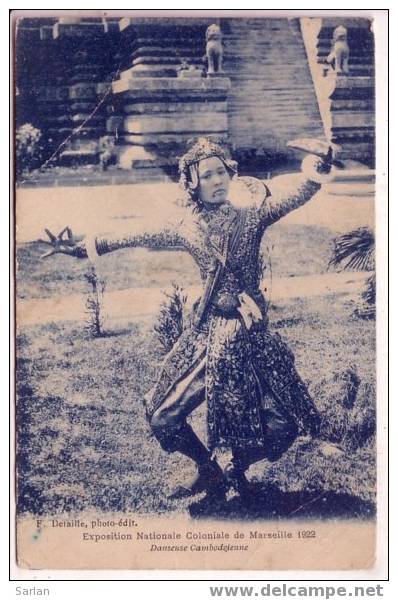 Exposition Nationale Coloniale De Marseille 1922 , Danseuse Cambodgienne - Cambodge