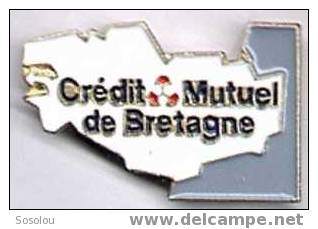 Credit Mutuel De Bretagne. La Pointe De Bretagne - Banks