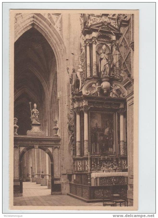 Saint Hubert - La Basilique - Le Déambulatoire Autour Du Grand Choeur Et L'Autel De St. Hubert Dans Le Transept Sud, ... - Saint-Hubert