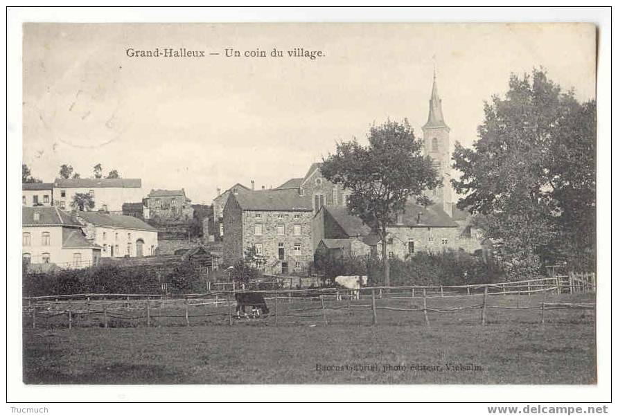 7168 - GRAND-HALLEUX  -  Un Coin Du Village - Vielsalm