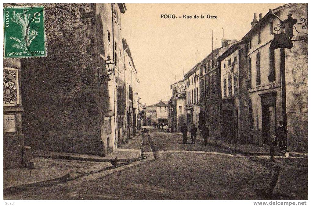 FOUG - LA RUE DE LA GARE - Foug