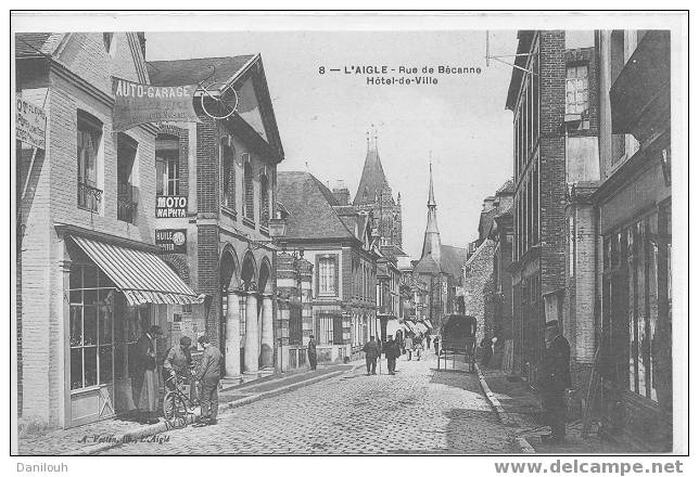 61 \ ORNE \ LAIGLE \ Rue De Bécanne, Hotel De Ville N° 8 \ Animée \ - L'Aigle