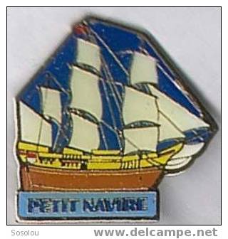 Petit Navire N°21 - Boats