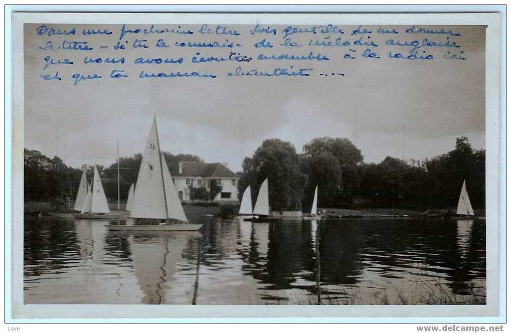 ST. FARGEAU- VILLERS: LES REGATES SUR LA SEINE. CARTE PHOTO - Saint Fargeau Ponthierry