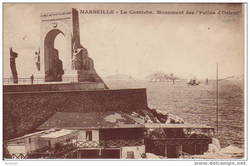 CPA De Marseille (Bouches Du Rhônne 13): La Corniche. Monument Des Poilus D'Orient. - Endoume, Roucas, Corniche, Plages