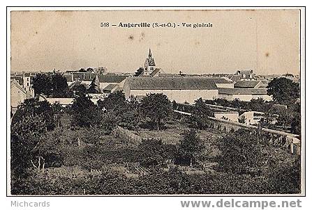 CPA 91 ANGERVILLE - Vue Generale - Angerville