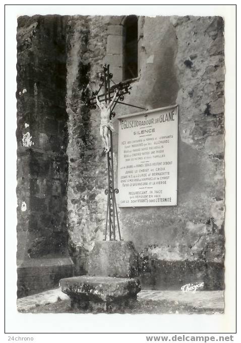 Oradour Sur Glane: Le Christ Devant L' Eglise (06-5495) - Oradour Sur Glane