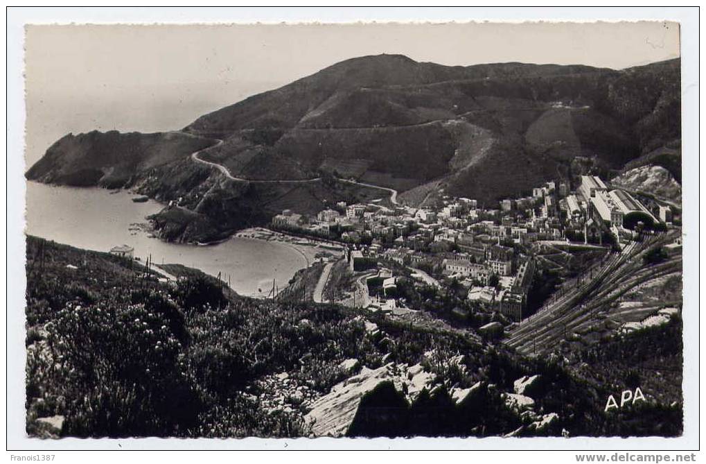 Réf 131  - CERBERE - Vue Panoramique De Port BOU Et Route De Barcelone Prise Du Cap Cerbère - Cerbere