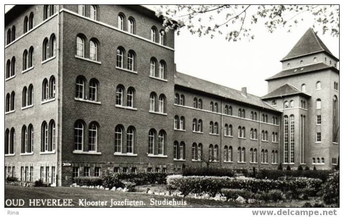 Oud- Heverlee Klooster,Jozefieten.Studie Huis Uitg:vegé Dorpstraat 26 Oud Heverlee - Oud-Heverlee