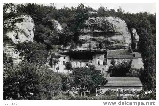 24 - LES EYZIES - Capitale De La Préhistoire - Village Troglodyte - Les Girouteaux - Autres & Non Classés