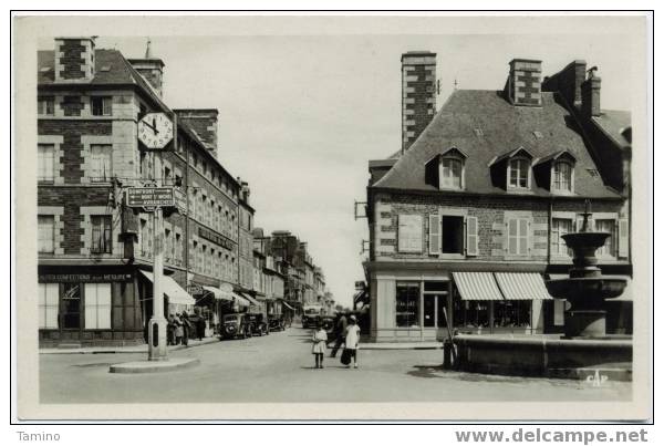 Saint-Hilaire-du-Harcouet. Rue De Mortain - Saint Hilaire Du Harcouet