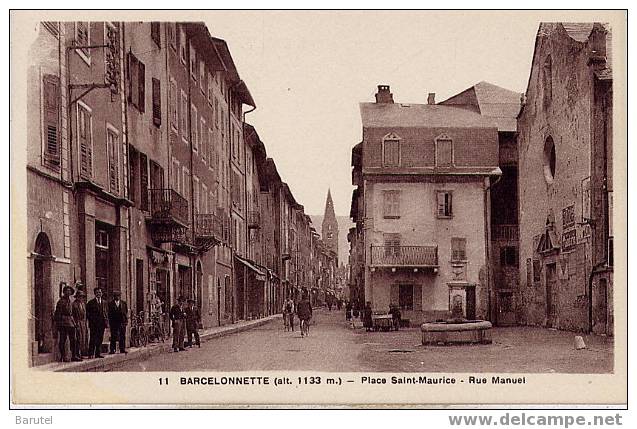 BARCELONNETTE - Place Saint-Maurice. Rue Manuel - Barcelonnette