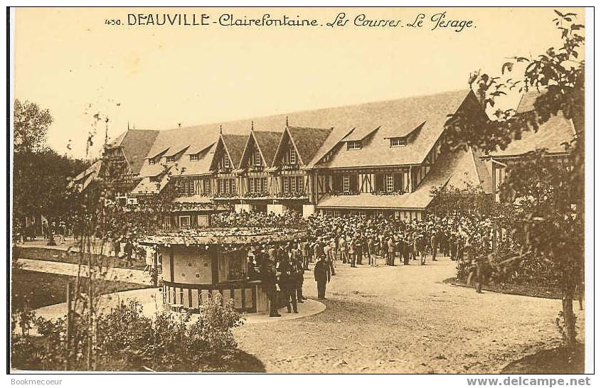 DEAUVILLE ANIMEE CLAIREFONTAINE  Les Courses Le Pesage     N°486 - Deauville