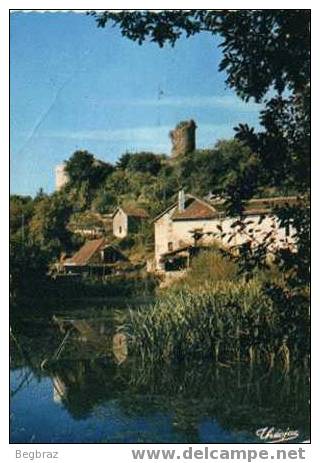 CHALUS    9   RUINE DU CHÂTEAU FORT DU XIe SIECLE - Chalus