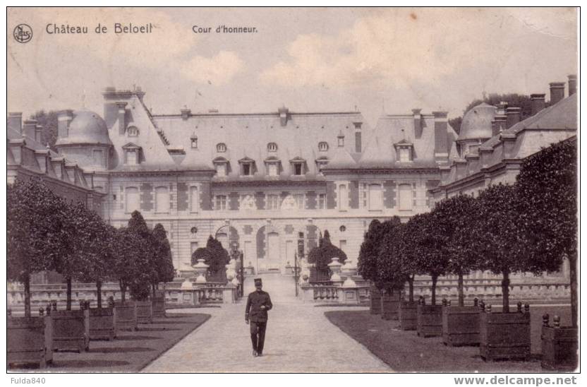 CPA. BELOEIL.  COUR D´HONNEUR.  1908. (animée)  Peu Courante  (Ref:153) - Belöil