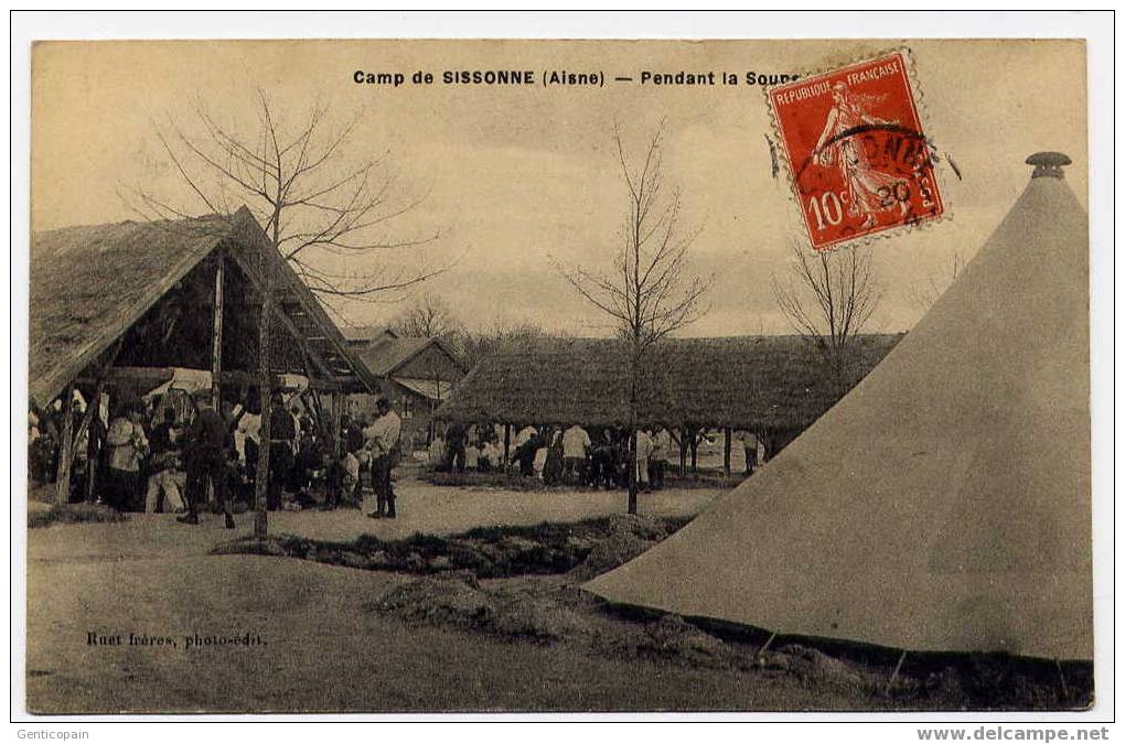 H55 - CAMP De SISSONNE - Pendant La Soupe (Jolie Carte) - Sissonne