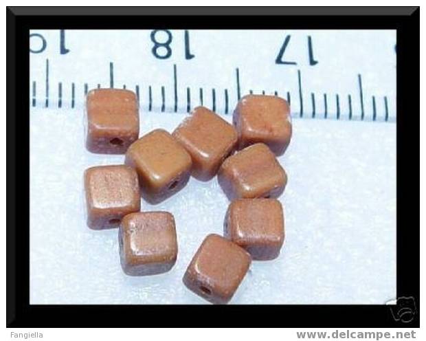 Lot 10 Perles Cubes Véritable Jaspe Red Malachite 4x4mm - Perlas