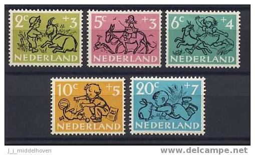 Netherlands NVPH Nr 596/600 Postfris/MNH - Neufs