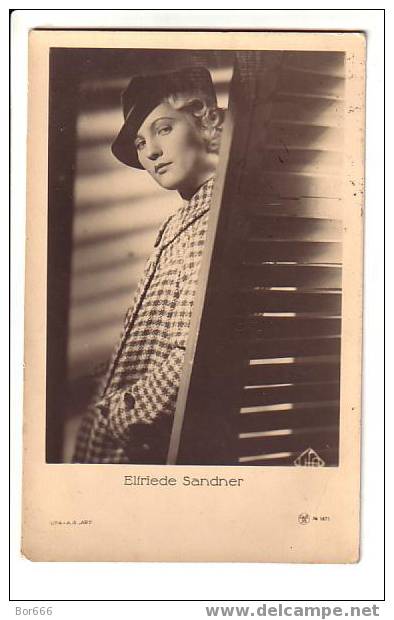 GOOD OLD " EmBR " POSTCARD - MOVIE STAR ELFRIEDE SANDER - Actors