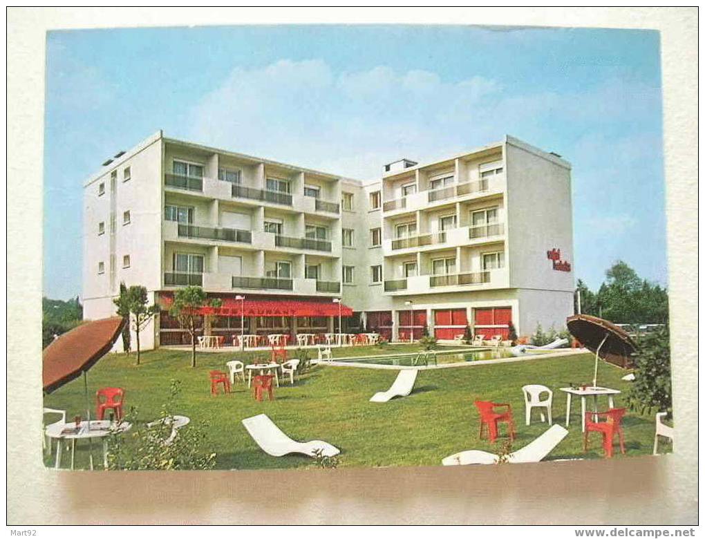 84 CARPENTRAS SAFARI HOTEL - Carpentras