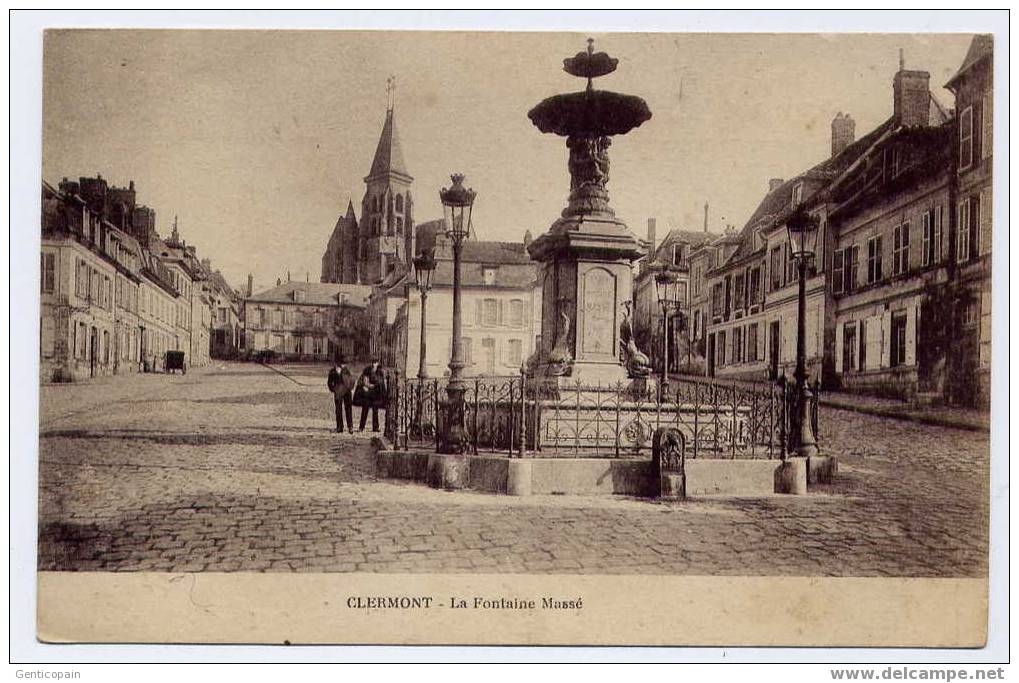 H58 - CLERMONT - La Fontaine Massé (1917 - Carte Animée) - Clermont