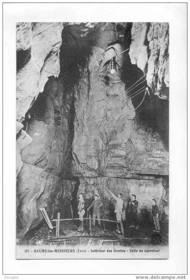 BEAUME LES MESSIEURS  INTERIEUR DES GROTTES SALLE DU CARREFOUR - Baume-les-Messieurs