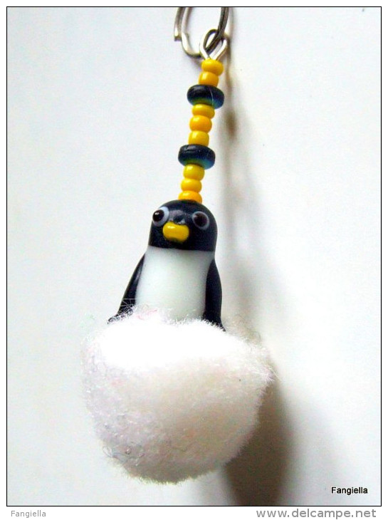 Bijou De Sac Portable Pingouin Perle Artisanale Lampwork Pompon Blanc - Altri & Non Classificati