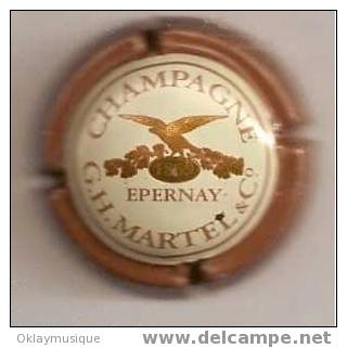 CAPSULE DE CHAMPAGNE  G.H Martel N° 18 - Martel GH