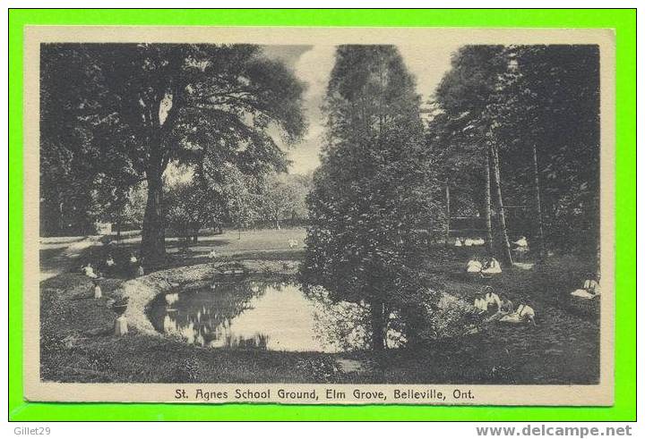 BELLEVILLE,ONT. - ST. AGNES SCHOOL GROUND,ELM GROVE - ANIMÉE ÉTUDIANTES - - Andere & Zonder Classificatie