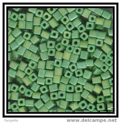 Lot De 25 Perles Miyuki Cubes Matte Opaque Green AB 4mm - Perles