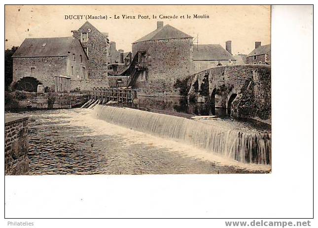 St Pierre  La Placeducey Vieux Pont Cascade Et Moulin - Ducey