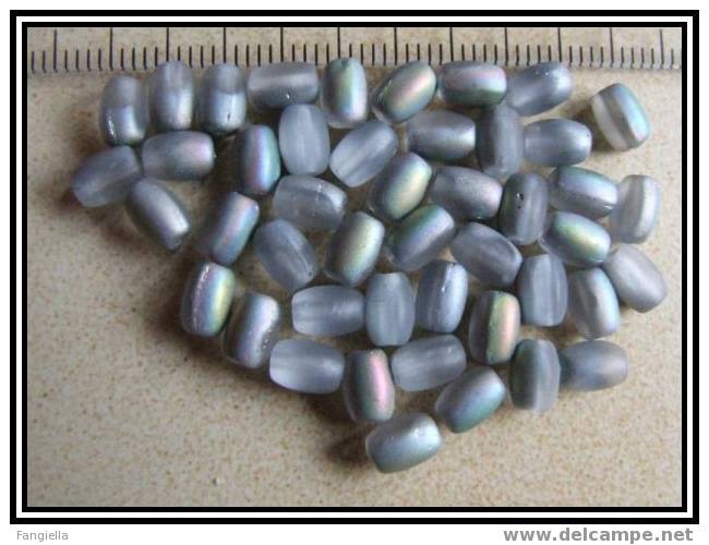 Lot De 20 Perles Tchèques Ovales En Verre Gris Mat AB 6x4mm - Perlen