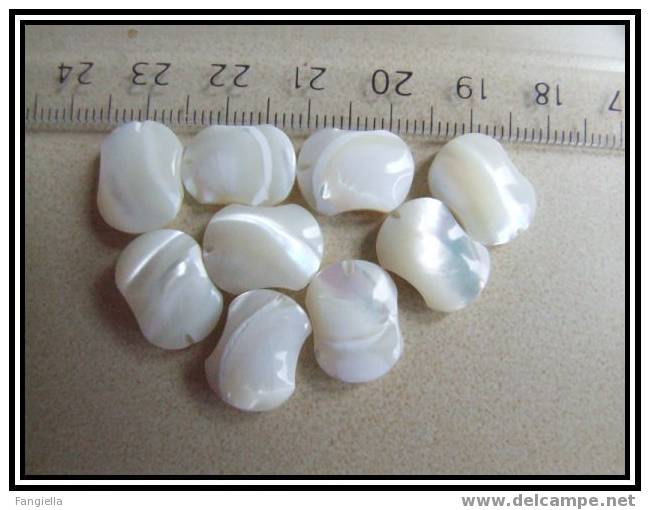 Lot De 3 Perles De Véritable Nacre Blanche 14x10x3mm - Perle