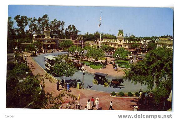 Disneyland California Town Square Main Street - Disneyland