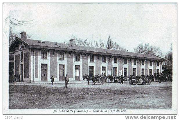 Langon - Cour De La Gare Du Midi - Langon