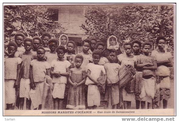 Missions Maristes D'Océanie , Une école De Salomonaises - Solomon Islands