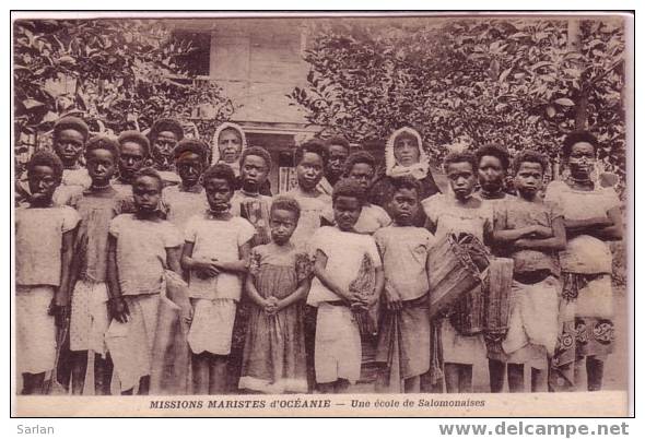Missions Maristes D'Océanie , Une école De Salomonaises - Salomon