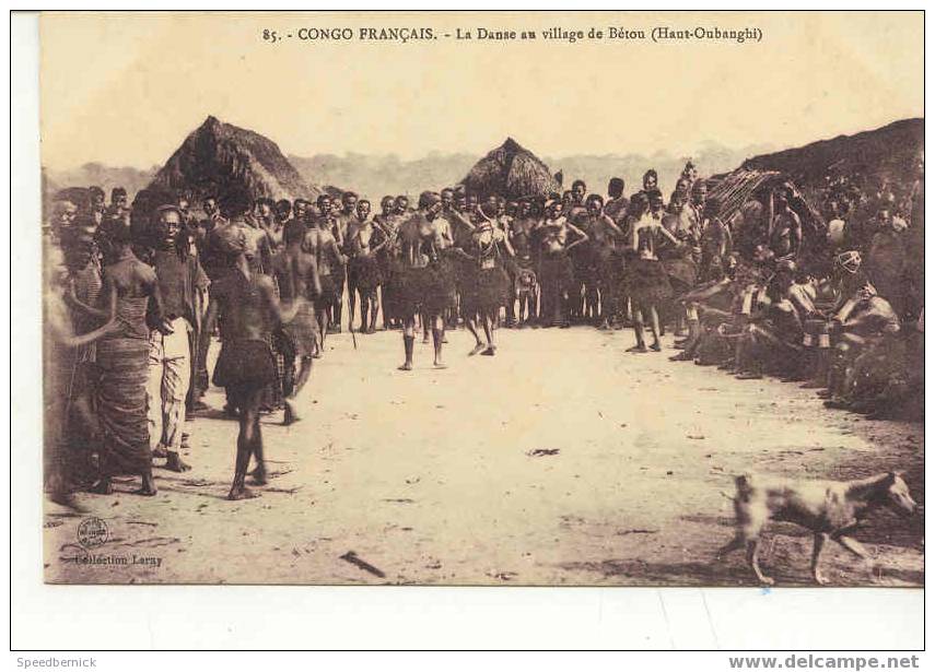 4117 CONGO FRANCAIS La Danse Au Village De Bétou (haut Oubanghi ) 85 Leray . Chien - Congo Français