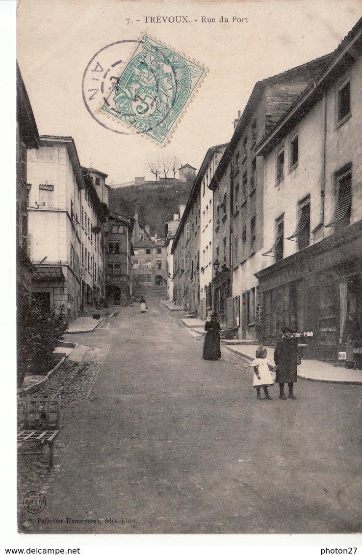 TREVOUX, Rue Du Port - Trévoux