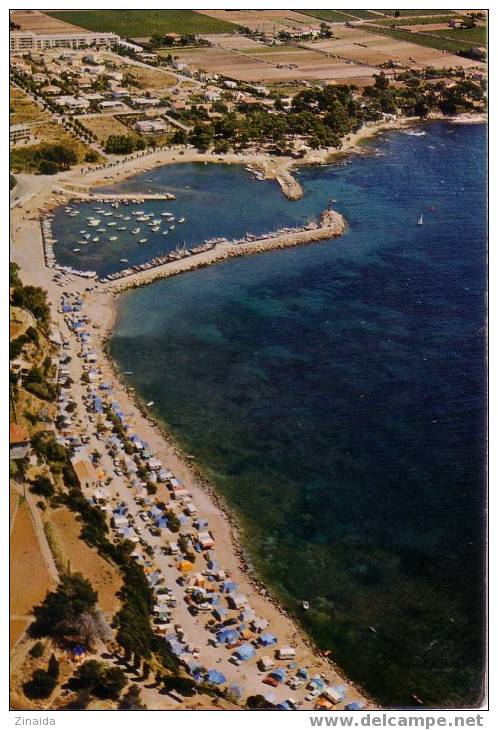 CARTE POSTALE DU PORT DE CORQUEIRANNE - LES SALETTES ET LE CAMPING - Carqueiranne