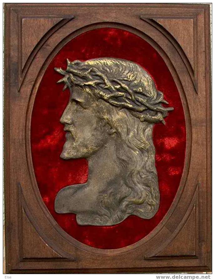 SCULPTURE  BAS RELIEF REPRESENTANT LE PROFIL DE JESUS CHRIST POSE SUR FEUTRINE - Other & Unclassified