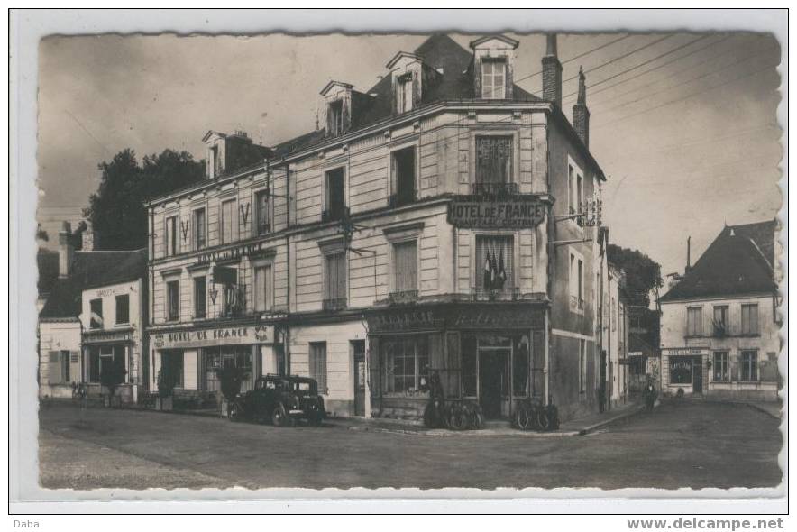 CHATEAU DU LOIR.  PLACE DE L'HÔTEL DE VILLE - Chateau Du Loir