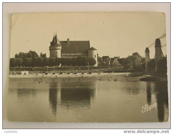 (305) -1- Carte Postale Sur Sully Sur Loire - Sully Sur Loire