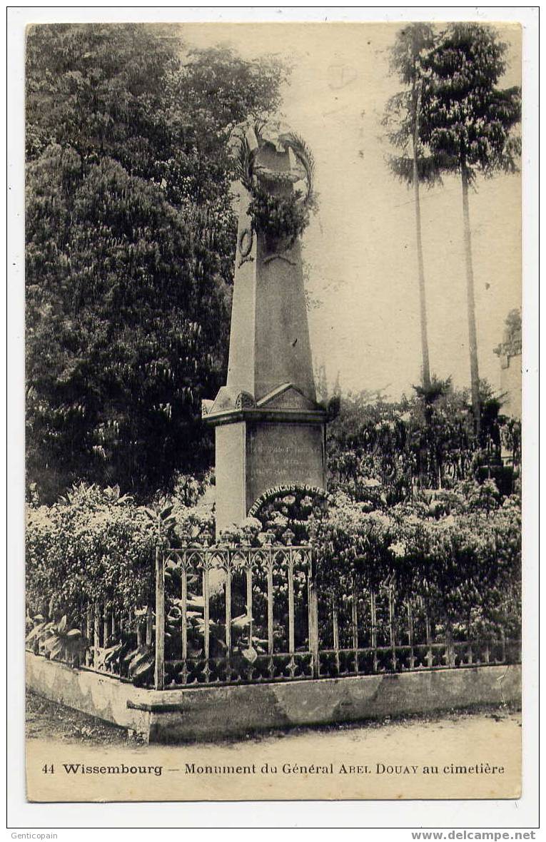 H83 - WISSEMBOURG - Monument Du Général ABEL DOUAY Au Cimetière (1927) - Wissembourg