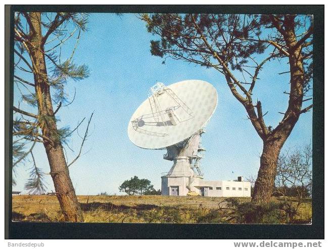 CPSM - Centre De Télécommunications Par Satellite De Pleumeur Bodou - L'antenne P. B. 2 (Ed. Jack) - Pleumeur-Bodou
