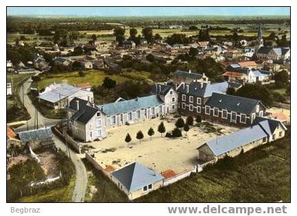 LES TROIS MOUTIERS     VUE AERIENNE - Les Trois Moutiers