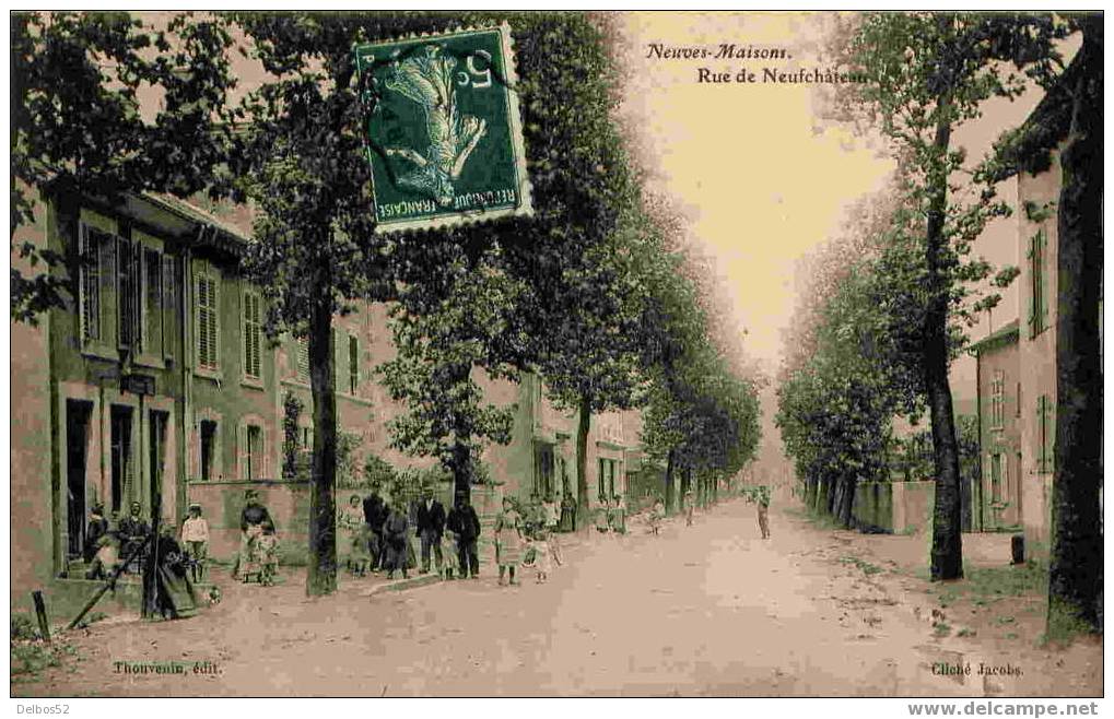 Neuves-Maisons - Rue De Neufchateau - Neuves Maisons